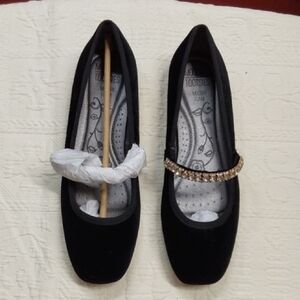 Black Velvet Ballet Flats with Crystal Strap